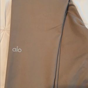 ALO yoga highwaist leggings